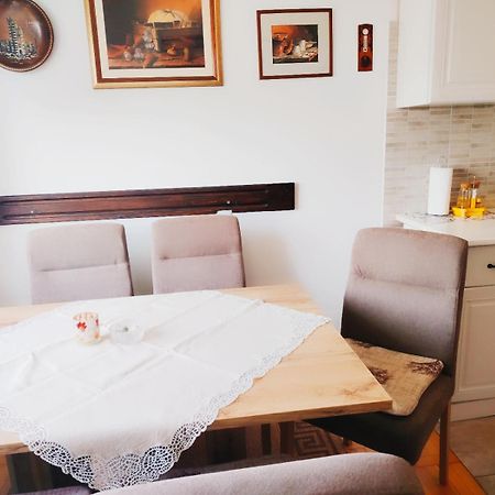 Forest Heritage Apartment Hreljin Kültér fotó